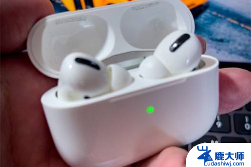 airpods pro怎么连接windows电脑 如何在Win10电脑上连接AirPods Pro