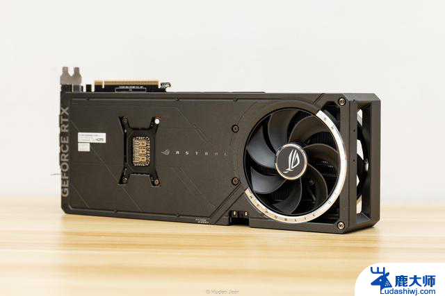 旗舰显卡ROG RTX5080游戏测评：性能超群，更有实力展现不止于性能